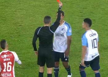 ¿Por qué expulsaron a Mackálister en el PT del clásico capitalino?