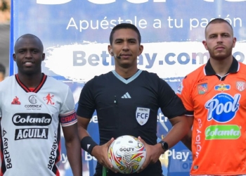 Castigo severo para árbitro que no pitó penal en el Envigado vs. América