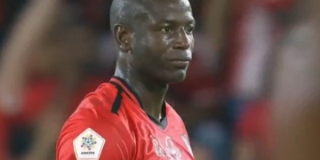 Ahora el milímetro fue en contra. Anulado el gol de América