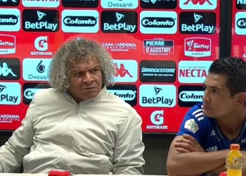 La denuncia de la gente de Santa Fe en el clásico y excusas de Alberto Gamero