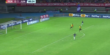 Viral: ¡Era la ley del ex! El increíble gol que falló Leider Berrío con el arco solo