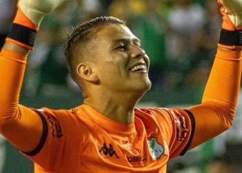 Alejandro Rodríguez: así le dijeron que debutaría y así reaccionaron Teo, Mera, Haquín…
