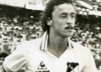 Carlos Mario Hoyos, hincha del Cali, ahora DT rival y la frase sobre el descenso en 2024