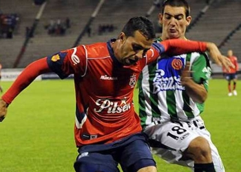 Figurita difícil en el DIM: Anselmo de Almeida, su gol en un clásico y su vida como youtuber