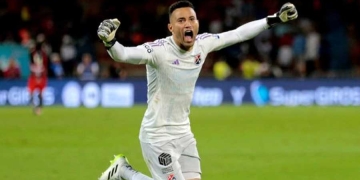 ¡Partidazo de Chunga! Sus atajadas y sus arcos en cero con el DIM