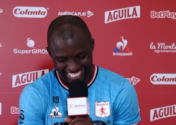 La risa de Luis Paz cuando le preguntaron por el buen momento del Cali