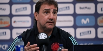 Néstor Lorenzo: «No me gustaron las imprecisiones» y «James está cada vez mejor»