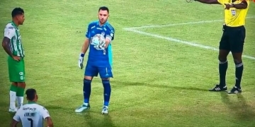 El picante comentario de Sebastián Viera sobre Jarlan: "Si jugando tenía problemas de peso..."