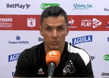Lucas González: «Se les apareció la virgen» y «jugando así podemos pelear»