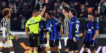 Video: así de mal la pasó Cuadrado en la visita a Juventus. ¡Qué insulto!
