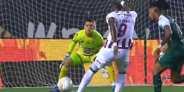 Video: ¡Lo que tapa Alejandro Rodríguez!