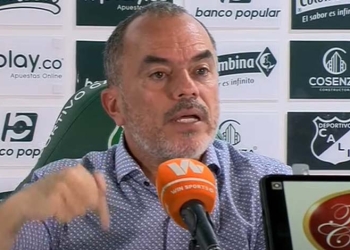 Reconocimiento a Mera, explicación de la eliminación y “este es un club que tiene un problema…”