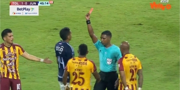 Homer Martínez y una expulsión en el peor momento posible