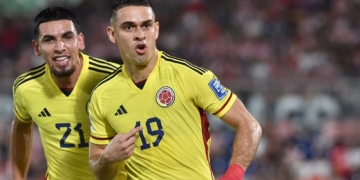 Santos Borré y su segundo gol oficial: de penal ante Paraguay