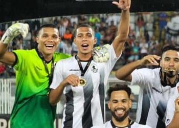 La imagen que América busca repetir: ¡Óscar Hernández y Joel Graterol, campeones jugando juntos!