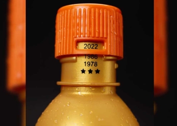 Botella especial de Gatorade por los títulos mundiales de Argentina