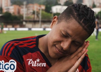 Y llegó el cuarto: ¡El festejo viral de Jaime Alvarado en los clásicos ante Nacional!
