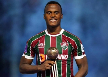Jhon Arias acusa a Jack Grealish por burlarse del Fluminense