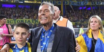 Miguel Russo, CAMPEÓN otra vez y el recuerdo a Millonarios en su festejo