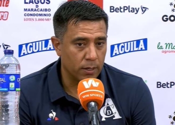 César Farías: elogios a los jugadores de América y “¿cómo no ganar con una hinchada así?”