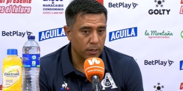 César Farías: elogios a los jugadores de América y “¿cómo no ganar con una hinchada así?”