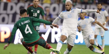 ¿Quién es el volante hondureño al que se le relaciona con Atlético Nacional?