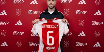 Camiseta de Jordan Henderson en el Ajax bate récord en ventas