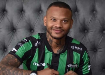 No pudo en el Cali, ¡pero Manga Escobar sí regresa al fútbol profesional!