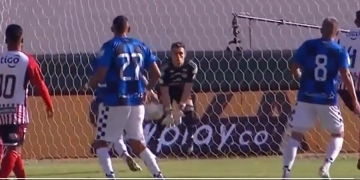 Junior visitando a Boyacá Chicó: del blooper de Viera, ¡al de Santiago Mele!