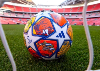 Balón oficial adidas para fases finales de la Champions League 2024
