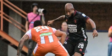 El VAR y el arbitraje en Envigado vs. América: ¡Primera consecuencia!