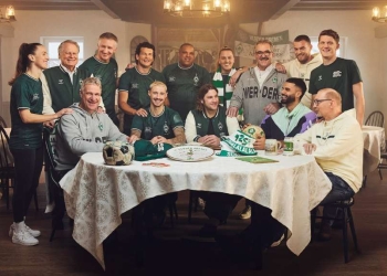 ¡Qué lujo! Camiseta edición especial 125 años del Werder Bremen
