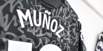 Brighton le hizo la vida imposible a Daniel Muñoz en su debut