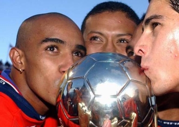 Roberto Carlos Cortés, ídolo del DIM y su imperdible historia con el tatuaje del escudo