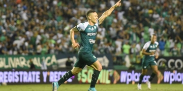 Javier Reina responde en la cancha: ¡Gol y asistencia ante Nacional!
