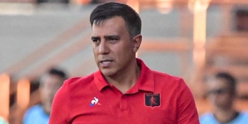 César Farías, el día después de la eliminación y lo que pasó en la charla con Marcela Gómez