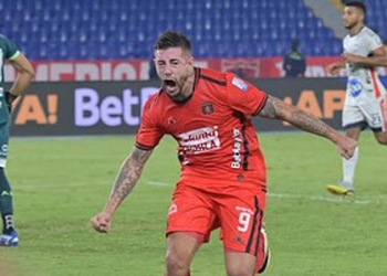 Rodrigo Holgado y los penaltis. ¡Ojo al detalle!
