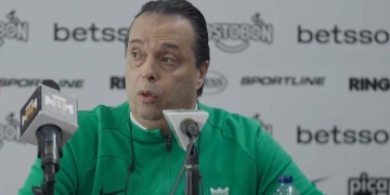 La frase en contexto: «La gente no me perdonaría que me fuera cuando más difícil está la situación»