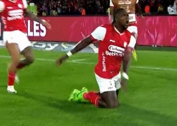¡Siempre Rodallega! El primero en cuadrangulares y así va su cuenta de goles con Santa Fe