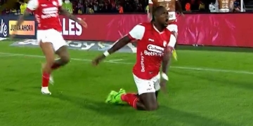 ¡Siempre Rodallega! El primero en cuadrangulares y así va su cuenta de goles con Santa Fe