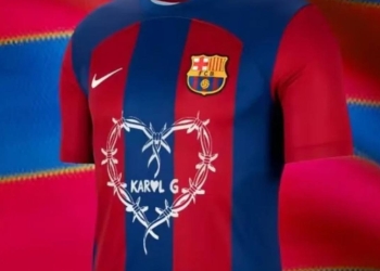 Karol G en la camiseta del FC Barcelona