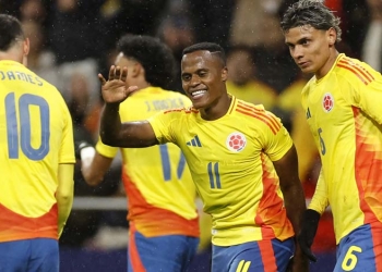 ¡Otro GOLAZO de la Tricolor! Taco de Muñoz, engaño de Córdoba y definición de Jhon Arias