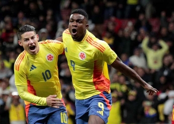 ¿Cuánto tiempo necesitó Jhon Córdoba para marcar su primer gol con la Selección Colombia?
