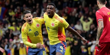 ¿Cuánto tiempo necesitó Jhon Córdoba para marcar su primer gol con la Selección Colombia?