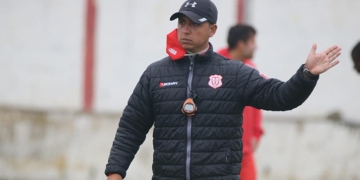 El técnico que estuvo en Ecuador y suena para llegar al Cali