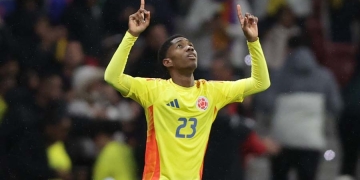 Desplazado por el conflicto armado y en el fútbol desde los 8 años: la increíble historia de Yáser Asprilla