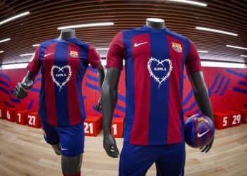 Karol G en la camiseta del FC Barcelona, edición limitada