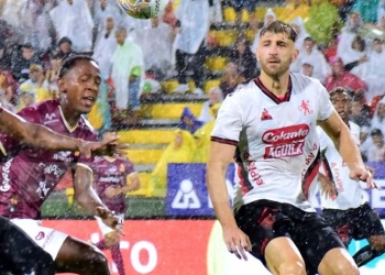 Otro que se va de América: el extraño caso de Gastón Sauro
