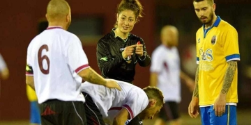 Primer equipo arbitral femenino en la Serie A