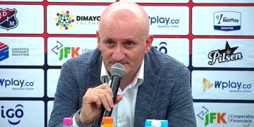 “En todo momento quisimos jugar”, “Ceppelini está lastimado” y “si él se tira, hay que suspender…”